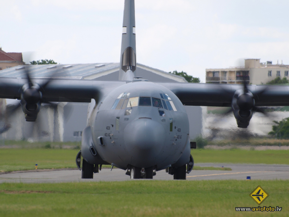 Lockheed Martin C-130J-30 Hercules (L-382)